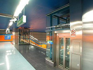 Nuevos ascensores en la estacin de Pavones de Metro de Madrid