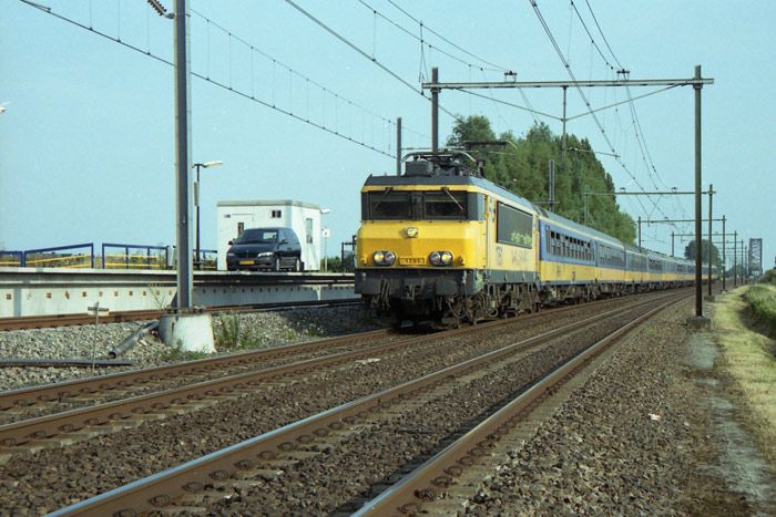 En los ferrocarriles holandeses se circula por la derecha. Fotografa de Juanjo Olaizola Elordi