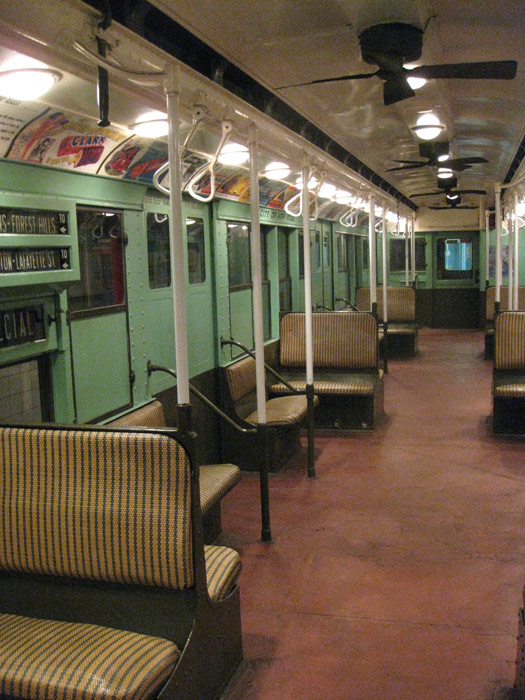 Detalle Interior de un tren de los aos 50