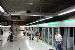 El metro de Sevilla supera por primera vez los dos millones viajeros en un mes