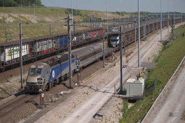 El Eurotunnel bati un nuevo rcord diario de transporte de camiones