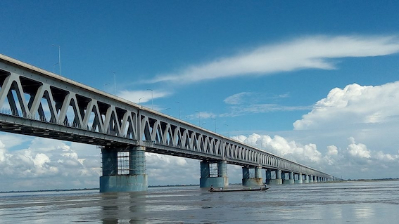 India inaugura su puente ferroviario ms largo, sobre el ro Brahmaputra