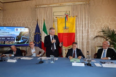 CAF firma el contrato para el Lote 2 de la L10 del Metro de N�poles, en Italia