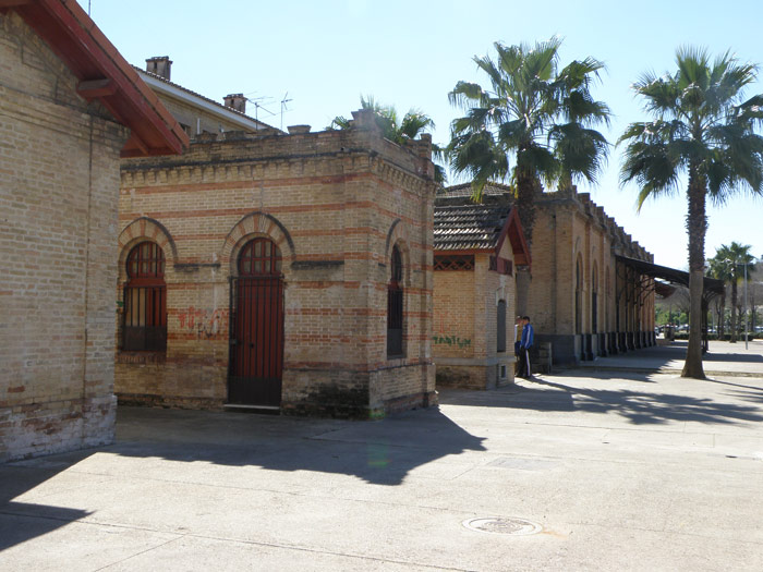 Urinario de la antigua estacin de Camas.